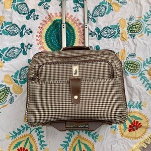 London Fog Rolling Under Seat Bag